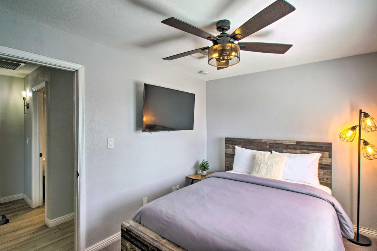 Charming Phoenix Home With Patio About 3 Miles To Dtwn! エクステリア 写真