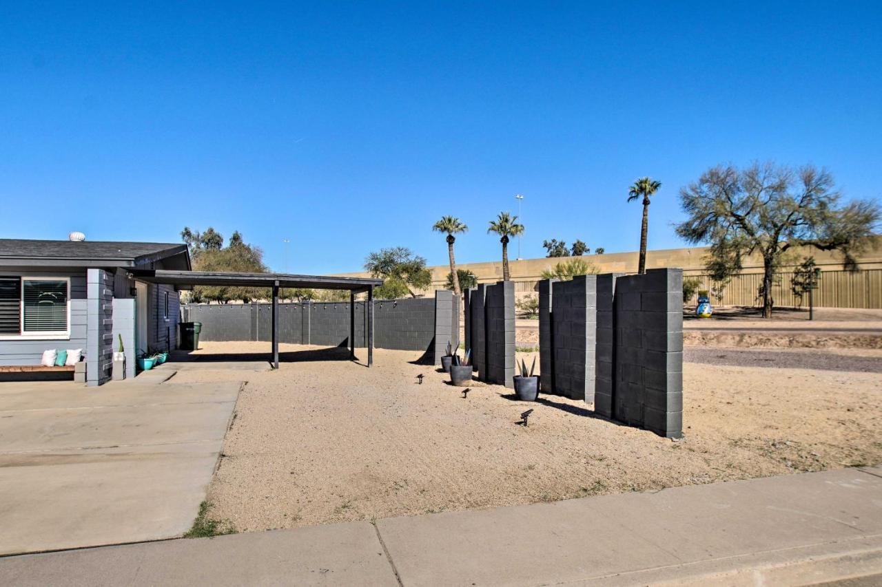Charming Phoenix Home With Patio About 3 Miles To Dtwn! エクステリア 写真